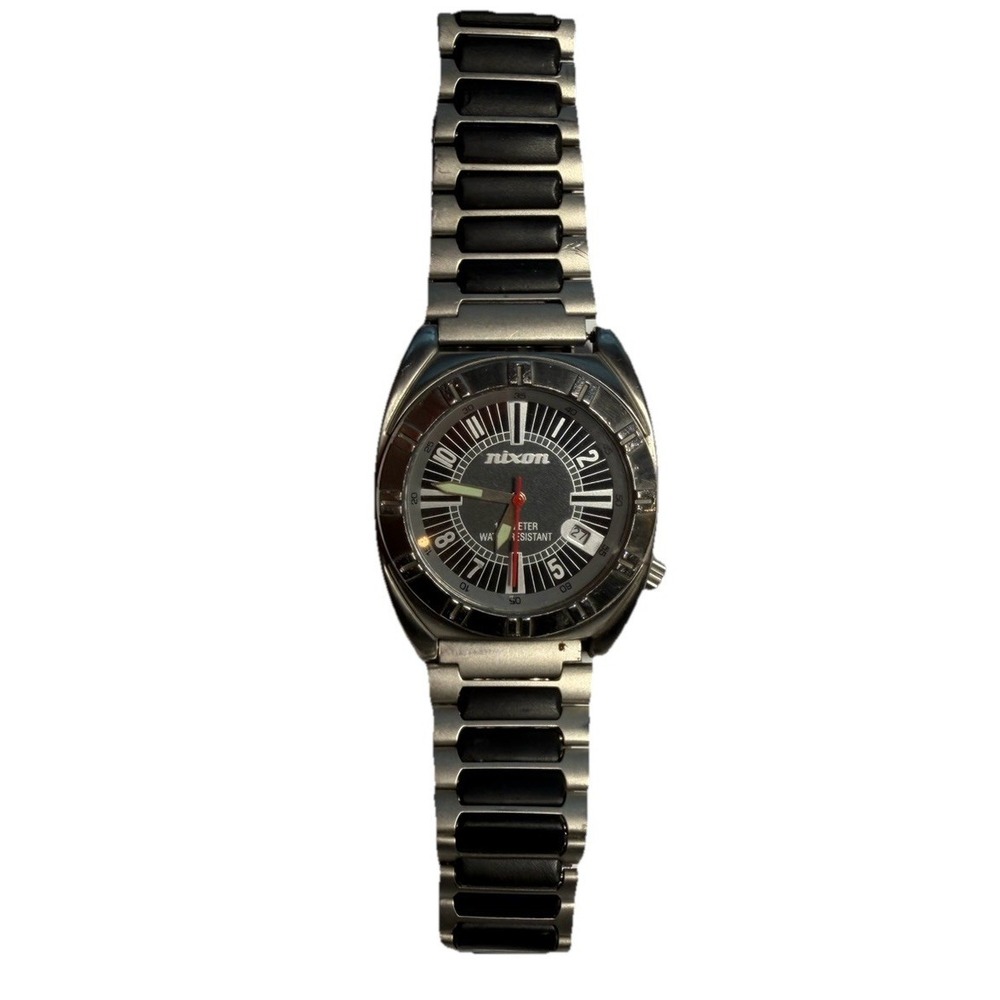 Nixon Don't 1G Quartz Watch Black Dial Steel Bracelet Running Clean